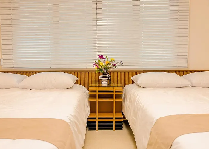 Haebangchon, Itaewon Street, Sinheung Market, Namsan Tower, 15 Minutes To Hongdae,the Still House Yongsan Apartamento Seúl