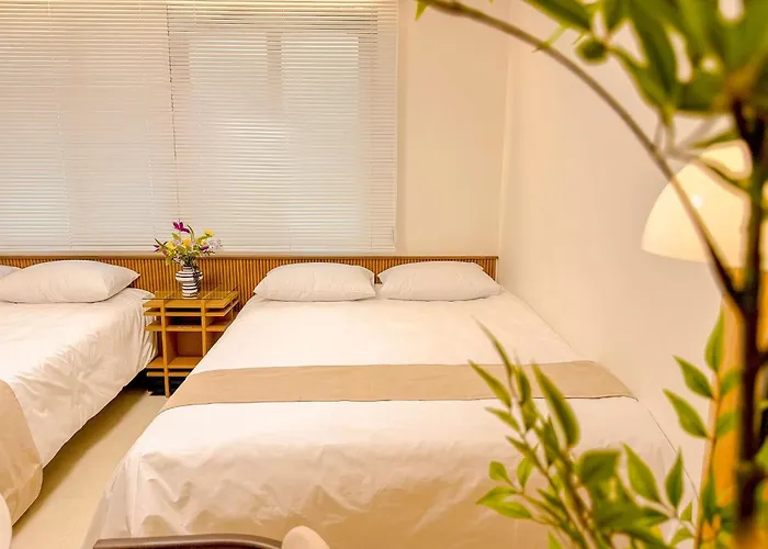 Apartamento Haebangchon, Itaewon Street, Sinheung Market, Namsan Tower, 15 Minutes To Hongdae,the Still House Yongsan