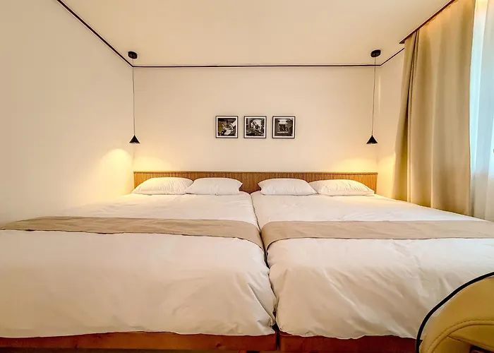 Apartamento Haebangchon, Itaewon Street, Sinheung Market, Namsan Tower, 15 Minutes To Hongdae,the Still House Yongsan Seúl
