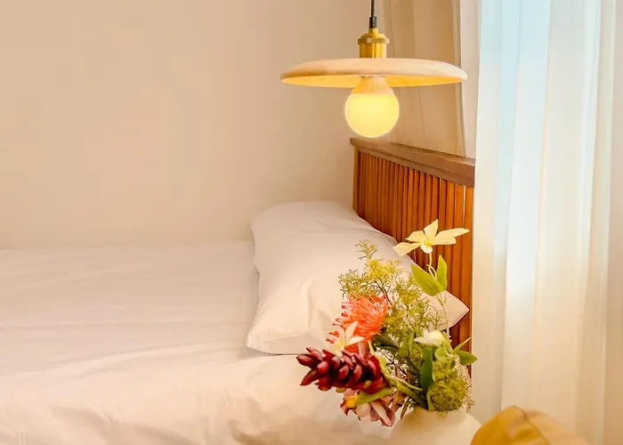 Haebangchon, Itaewon Street, Sinheung Market, Namsan Tower, 15 Minutes To Hongdae,the Still House Yongsan Seúl