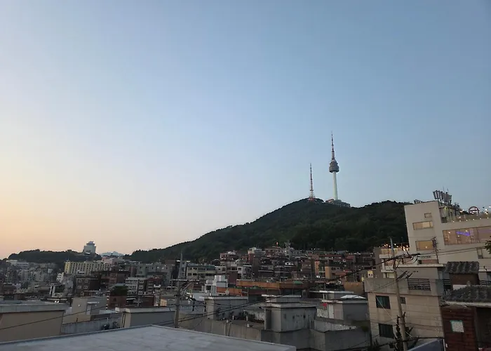 Haebangchon, Itaewon Street, Sinheung Market, Namsan Tower, 15 Minutes To Hongdae,the Still House Yongsan Apartamento